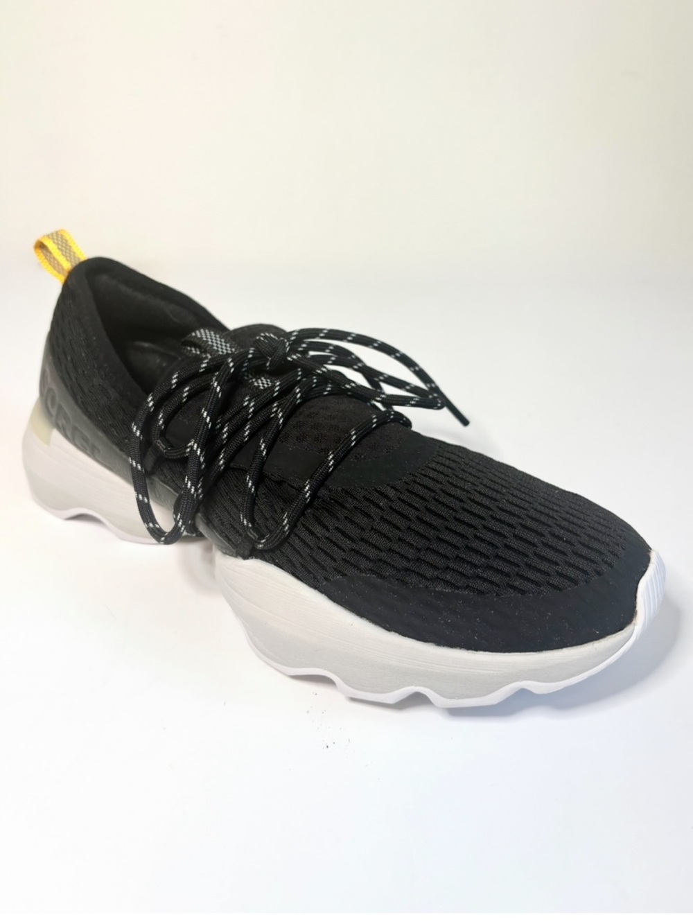 Sorel Women's Kinetic Impact Lace Sneaker Size 7